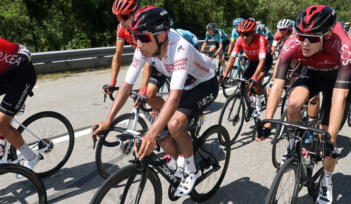 Pavel Sivakov junto a su compañero Egan Bernal durante la 3ª etapa del Dauphiné 