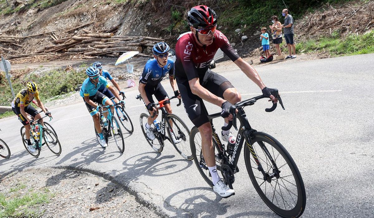 Chris Froome: "La Vuelta es un objetivo más realista" Chris Froome: "La Vuelta es un objetivo más realista"