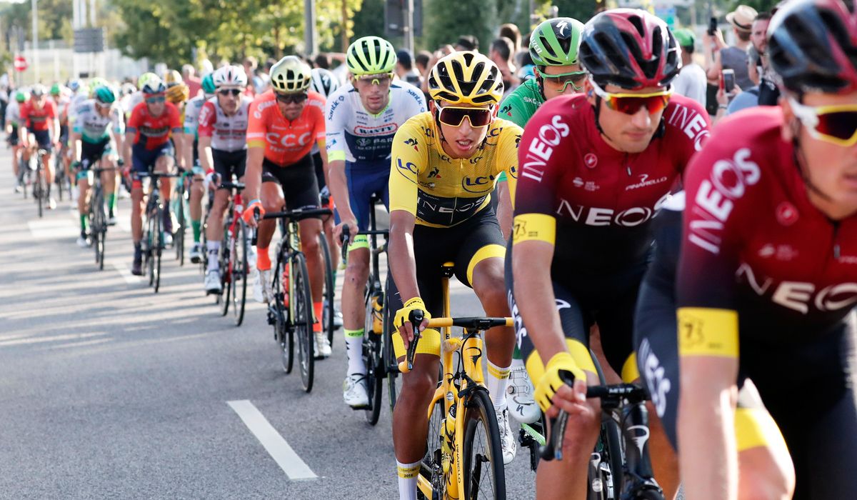 El Tour excluirá a los equipos que tengan dos positivos por Covid-19. Foto: Guillaume Horcajuelo (EFE/EPA) El Tour excluirá a los equipos que tengan dos positivos por Covid-19. Foto: Guillaume Horcajuelo (EFE/EPA)