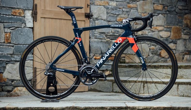 ineos grenadiers bici pinarello ineos grenadiers bici pinarello