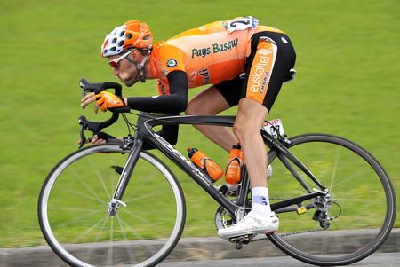 Los corredores del Euskaltel, protagonistas en los Alpes