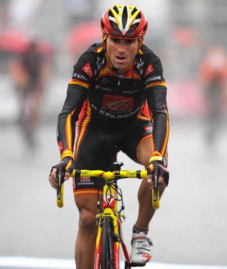 Valverde no relevó a Contador porque "bastante tenía con seguirle"