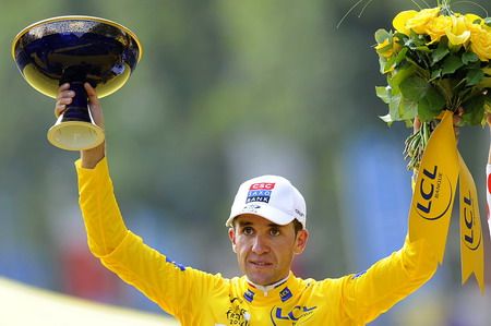 Sastre opina que el recorrido del Tour "me favorece"