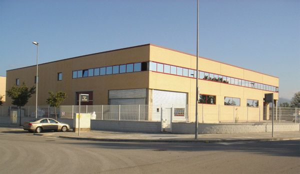 Comercial Pous, nuevas instalaciones