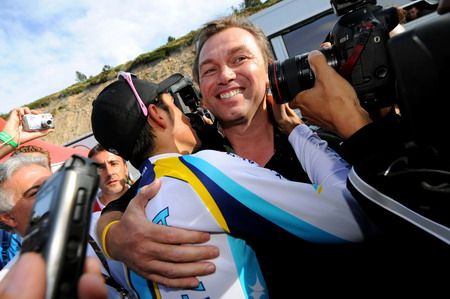 Contador, satisfecho por quedarse en Astana