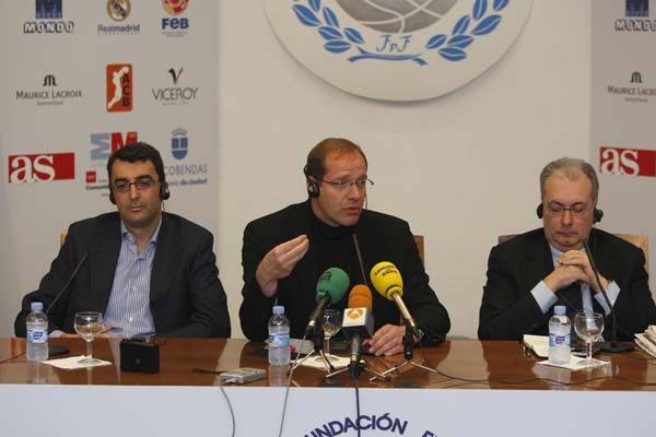Los directores de las tres grandes en el Foro Ferrándiz del diario deportivo As