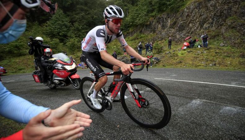 Marc Hirschi demostró su calidad durante casi 90 km de fuga en solitario Marc Hirschi demostró su calidad durante casi 90 km de fuga en solitario
