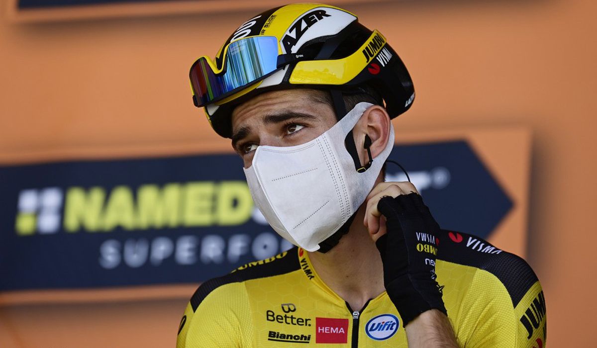 Van Aert, enfadado con Sagan: “Podría haber ganado; ese empujón me hizo perder velocidad”
