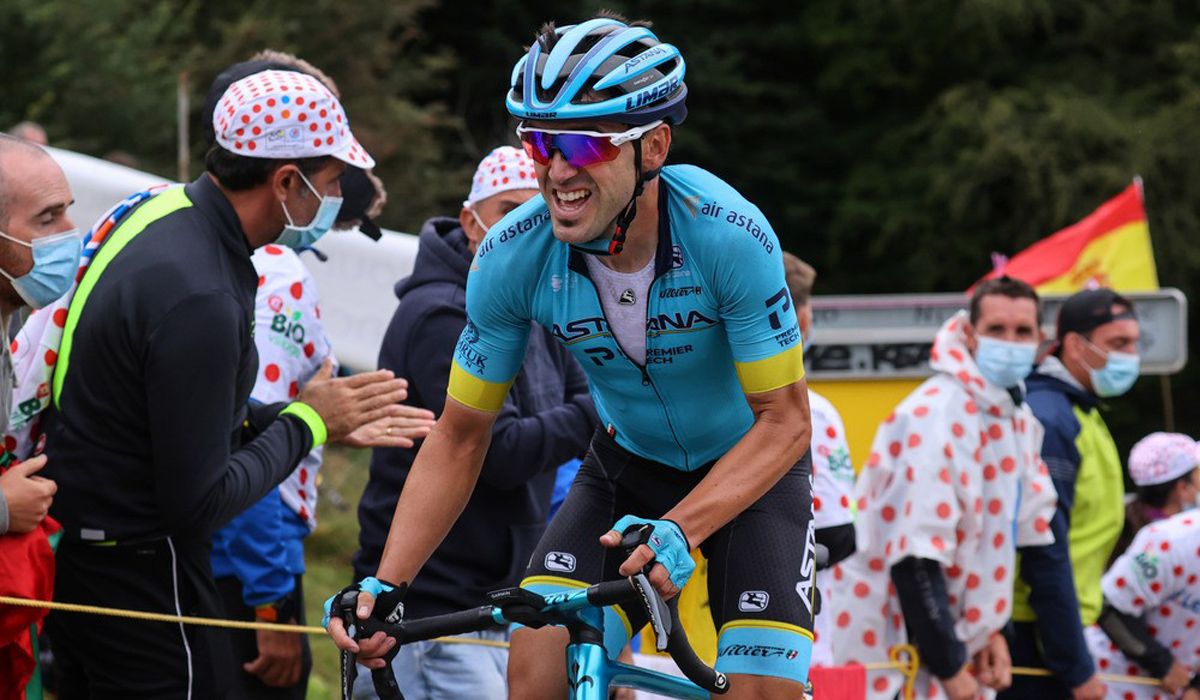 Ion Izagirre, adiós al Tour con fracturas de clavícula y en la mano derecha
