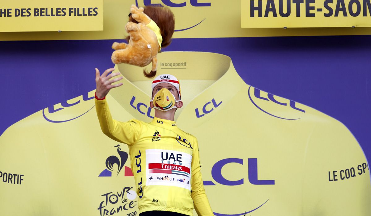 Tadej Pogacar hace historia en el Tour con solo 21 años