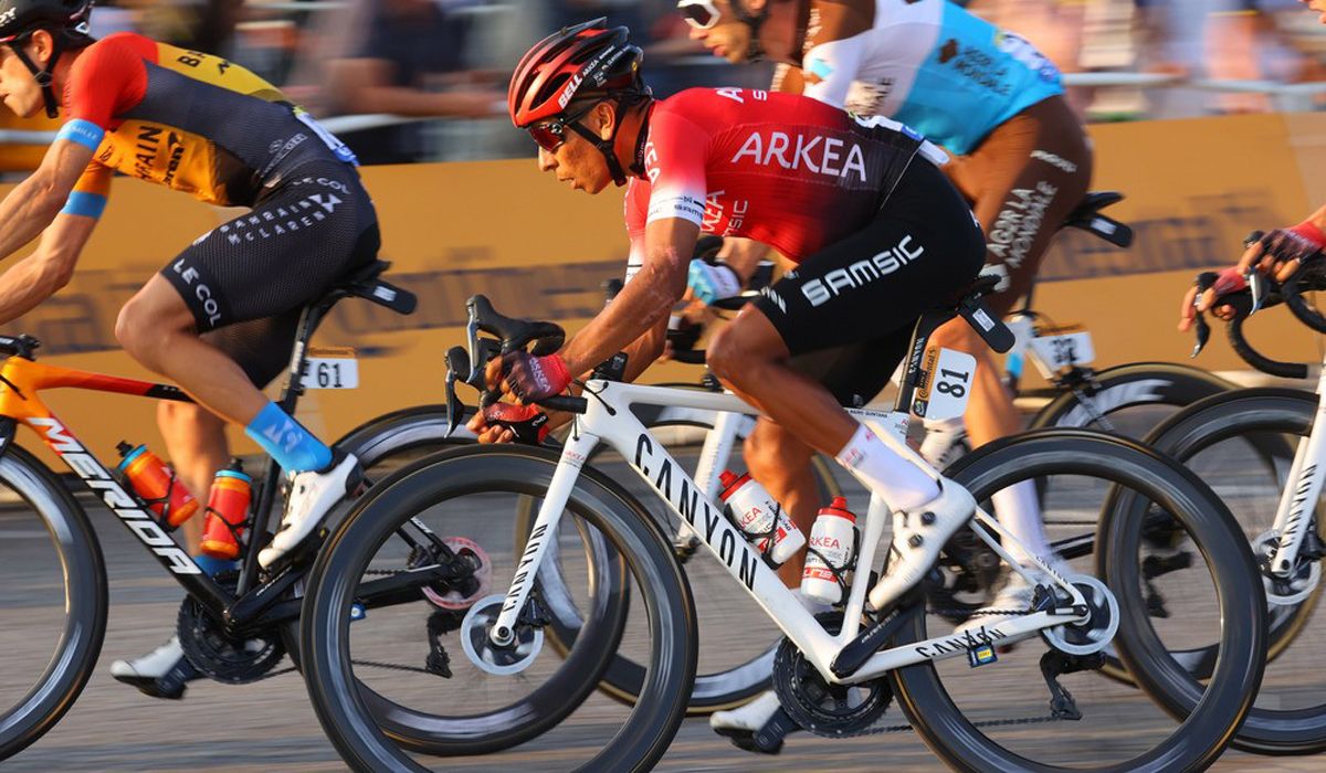Nairo Quintana (Arkéa-Samsic) durante la etapa de ayer por los Campos Elíseos de París