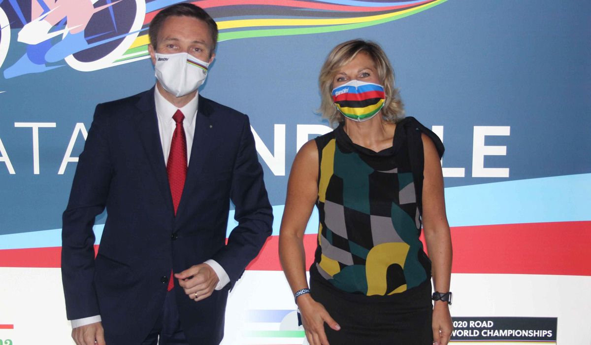 David Lappartient, presidente de la UCI, y Monica Santini, CEO de Santini Cycling Wear