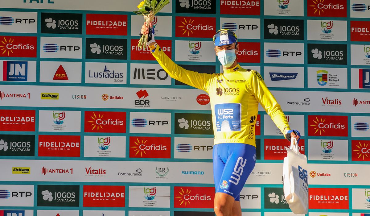 Gustavo Veloso, primer líder de la Volta a Portugal tras ganar el prólogo