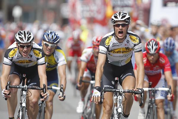 Vuelta a Burgos: Joaquim Rodríguez, apeado del liderato por decisión técnica