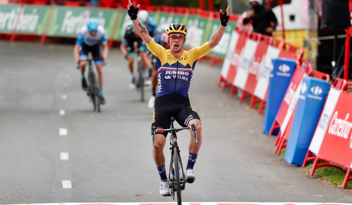 Primoz Roglic gana en Arrate y es el primer líder de La Vuelta. Foto: Photo Gomez Sport