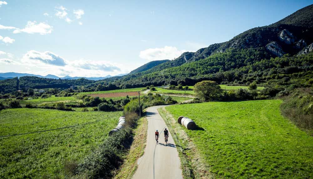 daniel hughes uk mare de deu del mont girona