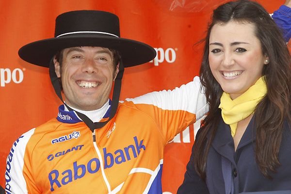 Fotos Vlta Andalucía:Cavendish se pierde entre la velocidad de Freire 