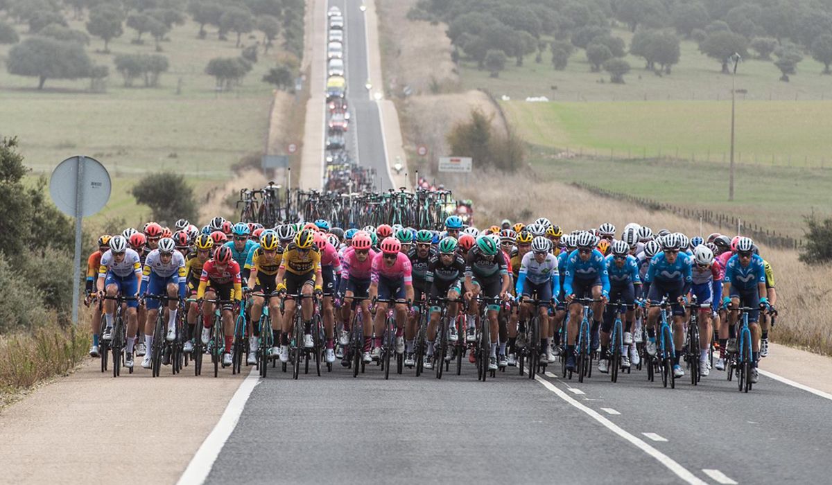 Una imagen del pelotón ciclista durante la pasada Vuelta a España