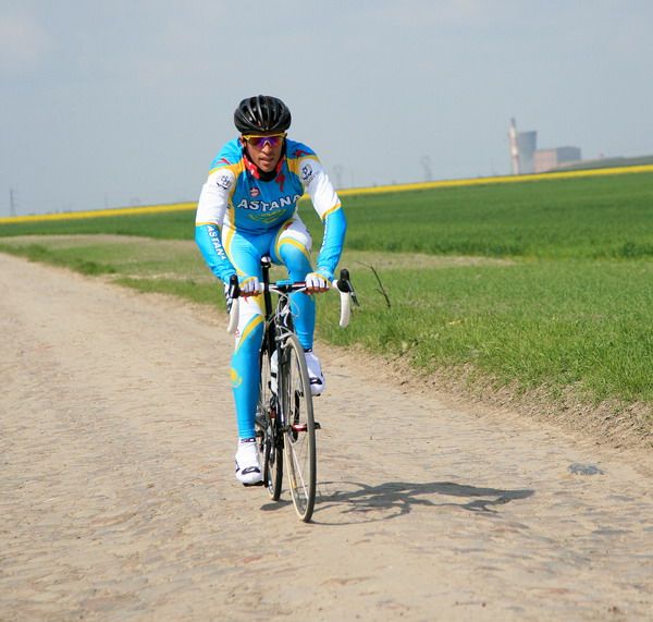Contador visita el pavé que le espera en julio Contador visita el pavé que le espera en julio