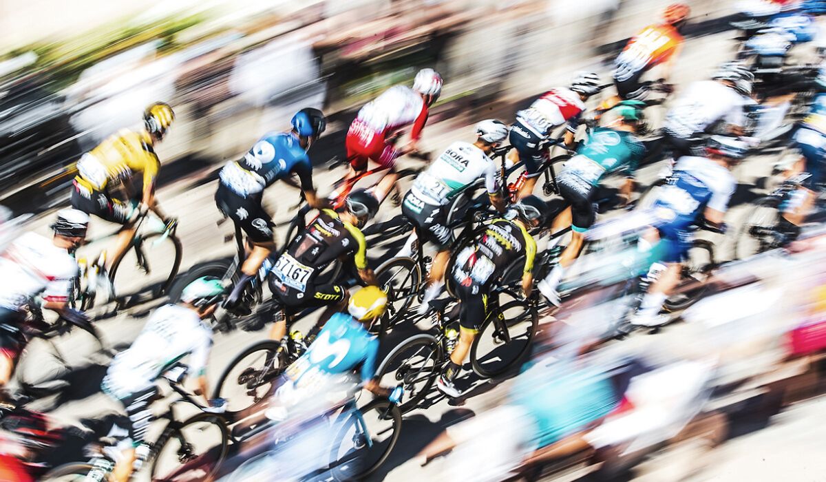 Ayúdanos a elegir a los mejores ciclistas de 2020 y gana una equipación de Alé