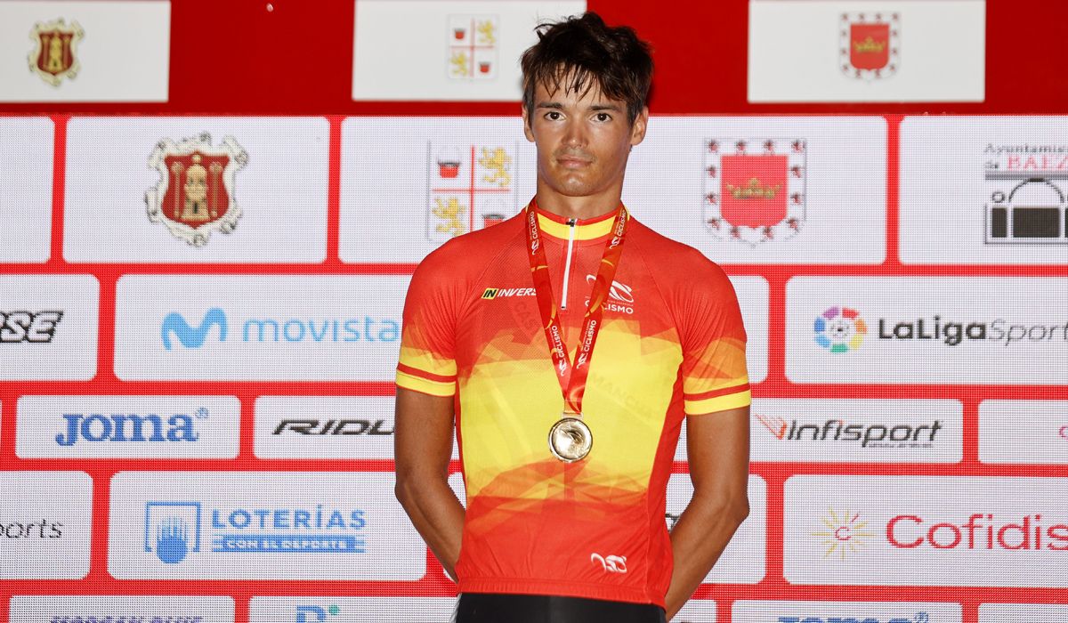 Javier Romo, tras proclamarse campeón de España sub-23 el pasado agosto. 