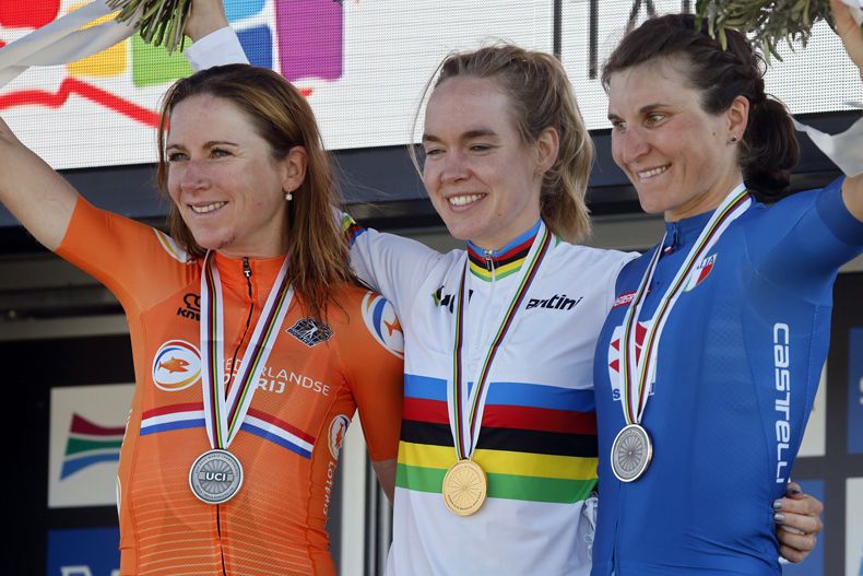 podio mundial femenino