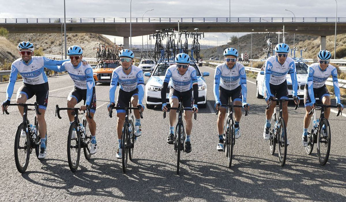 Los ciclistas del Israel Start-Up Nation en la última etapa de la pasada Vuelta a España