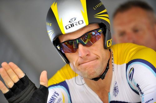 Armstrong se despide Armstrong se despide