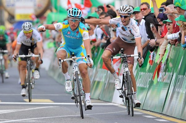 FOTOS. Tour de Romandía. 3ª etapa: Brutt resiste, Vinokourov gana FOTOS. Tour de Romandía. 3ª etapa: Brutt resiste, Vinokourov gana