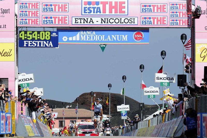 FOTOS. Giro de Italia 2011. 9ª etapa: Contador hace cenizas el Giro