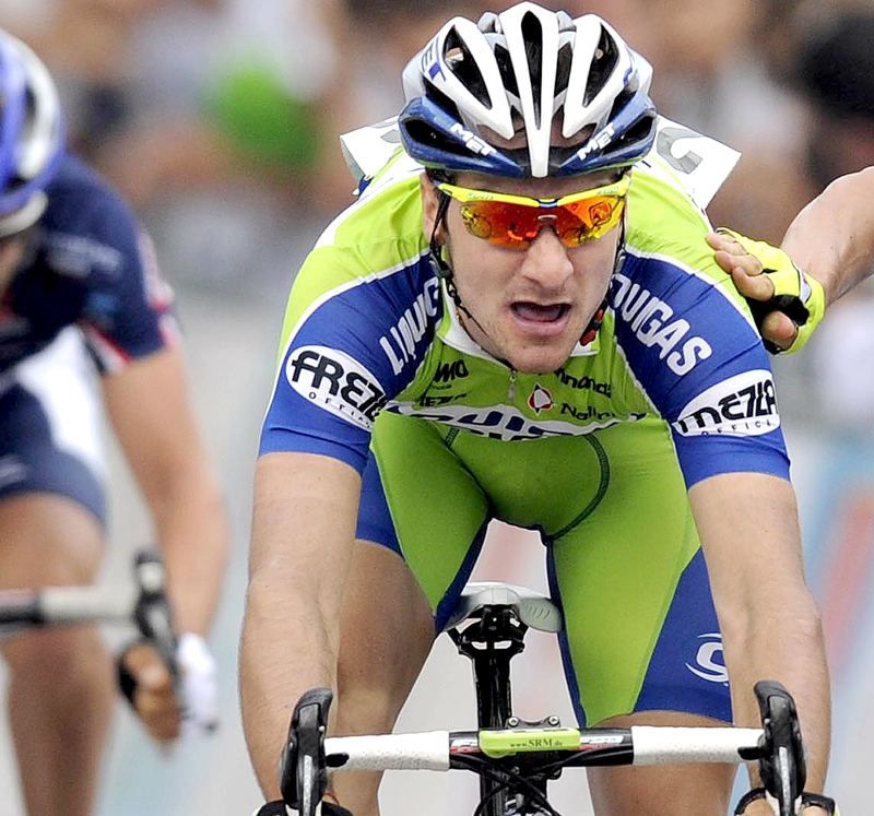Tour de Eslovenia. 1ª etapa: Viviani bate a Bole y a Visconti Tour de Eslovenia. 1ª etapa: Viviani bate a Bole y a Visconti