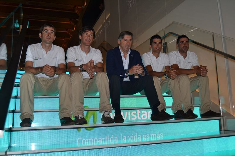 Movistar Team parte hacia el Tour de Francia Movistar Team parte hacia el Tour de Francia