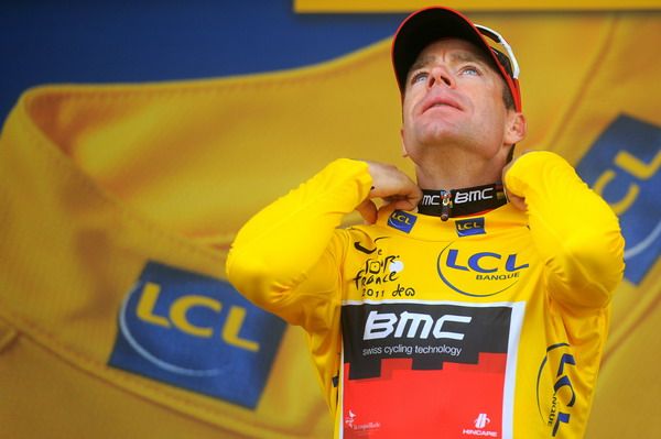 TOUR 2011. Los Campos Elíseos coronan a Cadel Evans