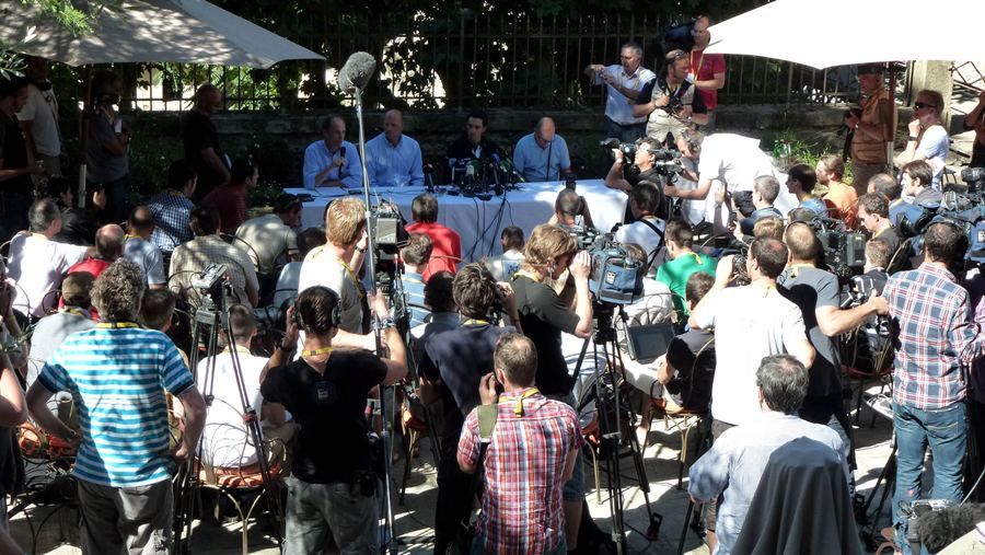 Contador: "Hay que aprovechar las tres etapas de Alpes"