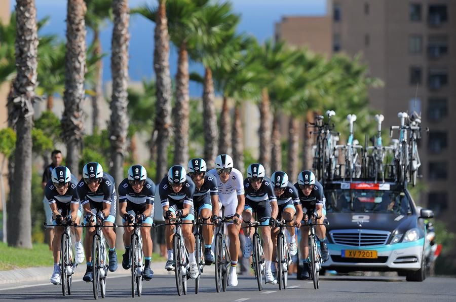 FOTOS. la Vuelta 2011. 1ª etapa: Leopard-TREK vuela