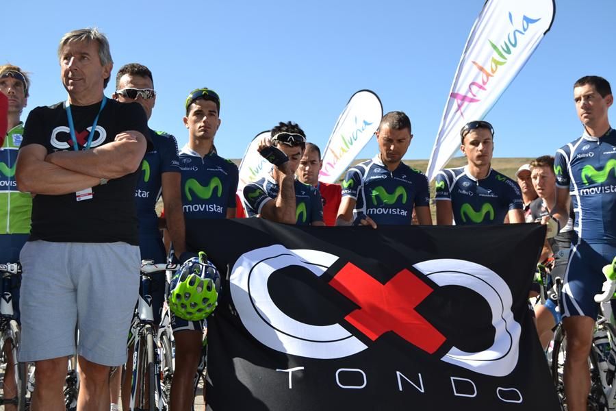 La Vuelta homenajea a Xavi Tondo