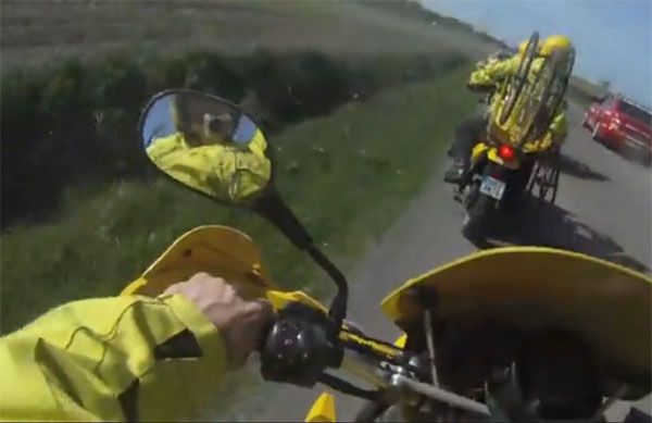 Vídeo: la Paris-Roubaix desde una moto de asistencia