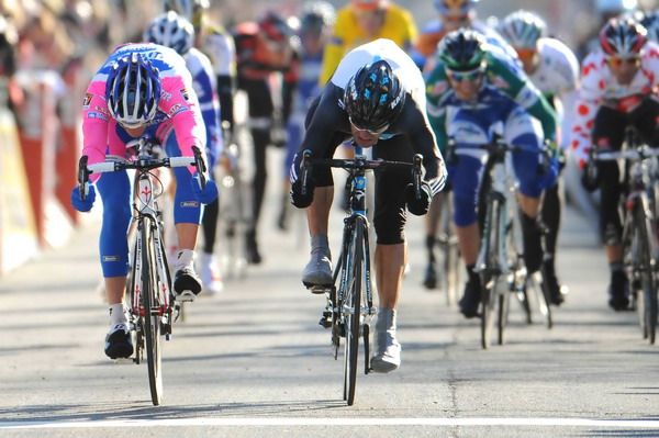 Fotos París-Niza 2010: Henderson vence en la primera