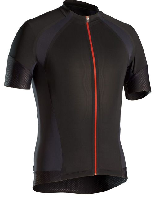 Para los que quieren lo mejor en ropa técnica: Maillot y culote Bontrager RXXXL Para los que quieren lo mejor en ropa técnica: Maillot y culote Bontrager RXXXL