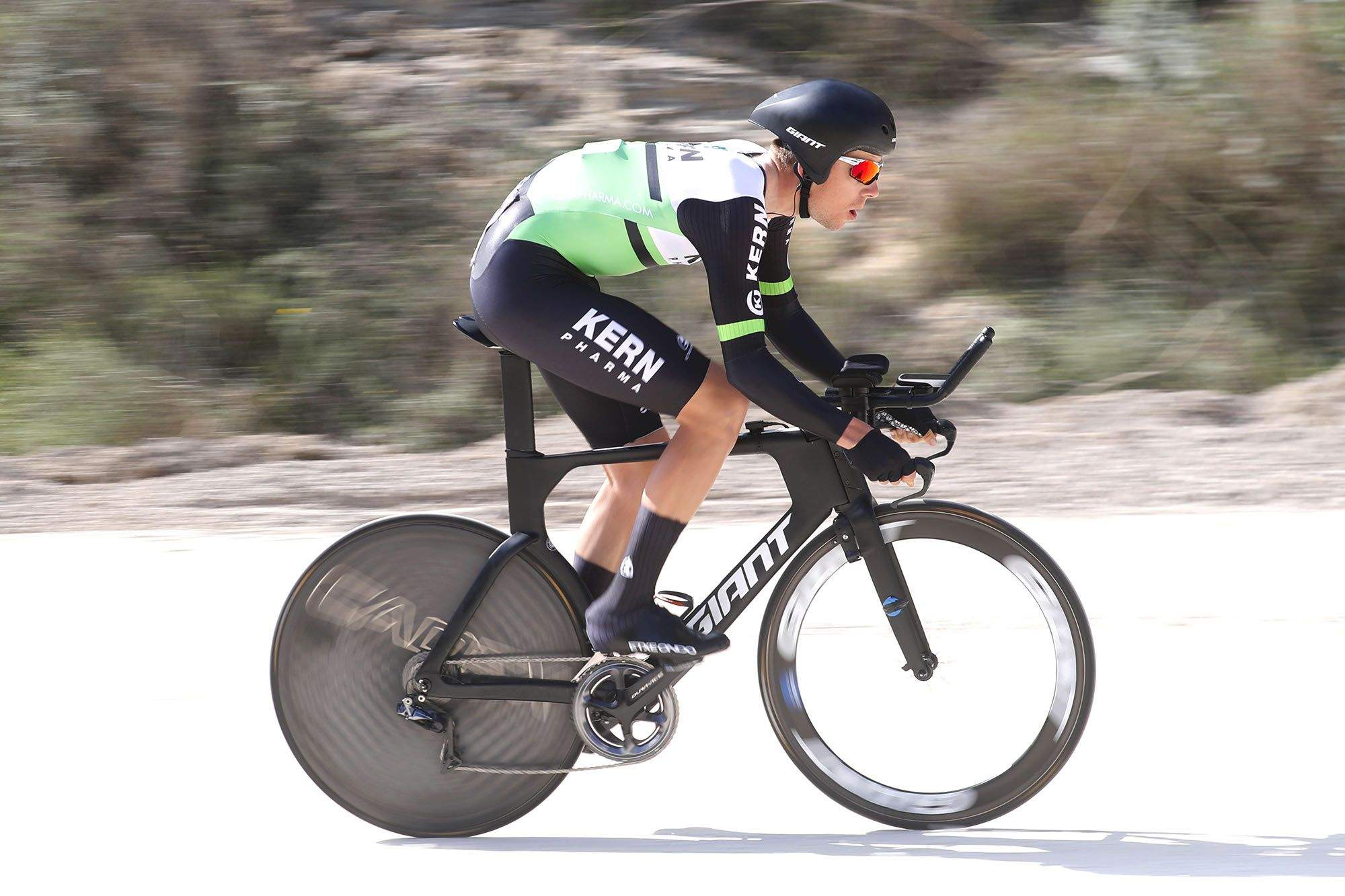 photogomez 0058199 1 medium