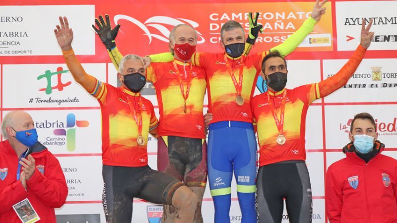 Torrelavega acogió este sábado las pruebas máster masculinas Torrelavega acogió este sábado las pruebas máster masculinas