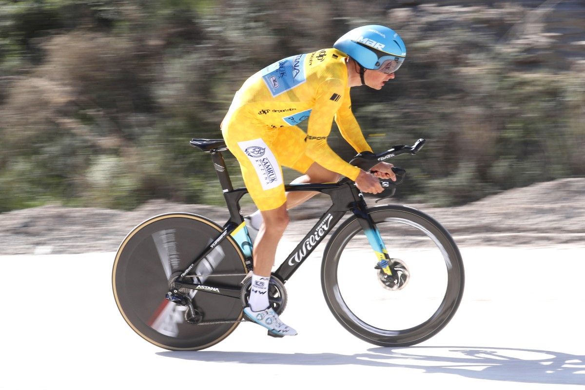 Jakob Fuglsang en la crono final de la Vuelta a Andalucía 2020