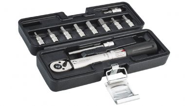 a utilizar la llave dinamométrica