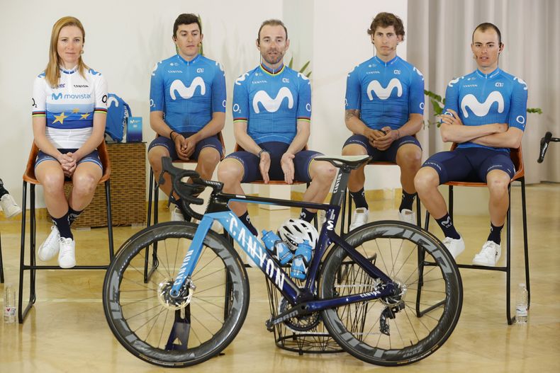 presentacion movistar team presentacion movistar team