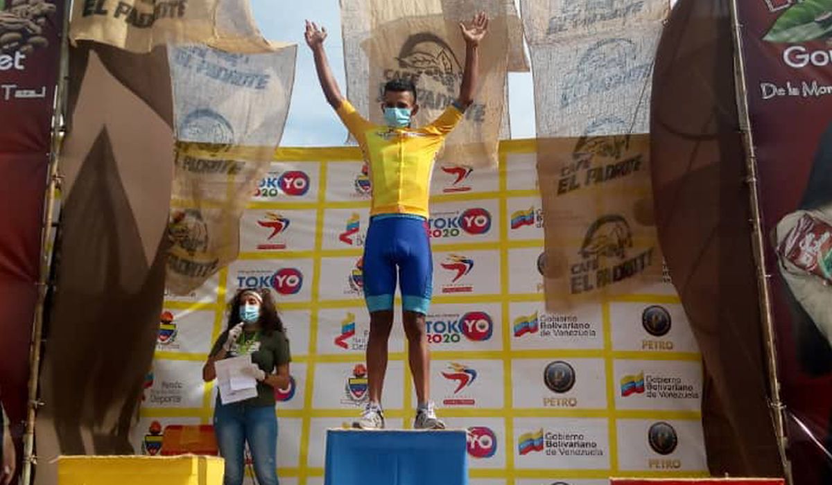 Roniel Campos recuperó el liderato de la Vuelta al Táchira con un ataque lejano