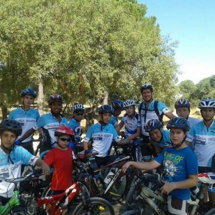 Encuentro de Escuelas ciclistas de Andalucía en Hinojos