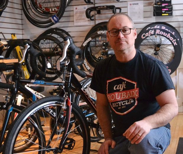 Cafe Roubaix, un embarazoso conflicto para Specialized