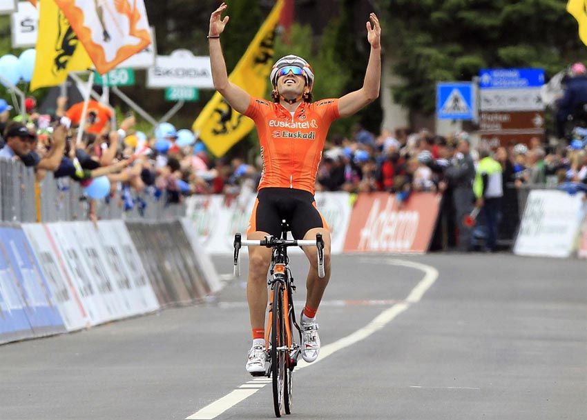 Ion Izaguirre ficha por Movistar y Ventoso renueva