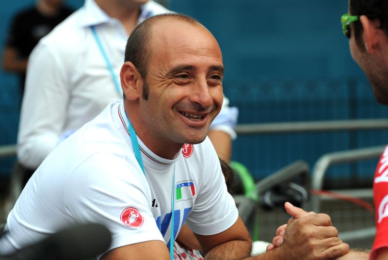 Paolo Bettini será el director deportivo del equipo de Fernando Alonso