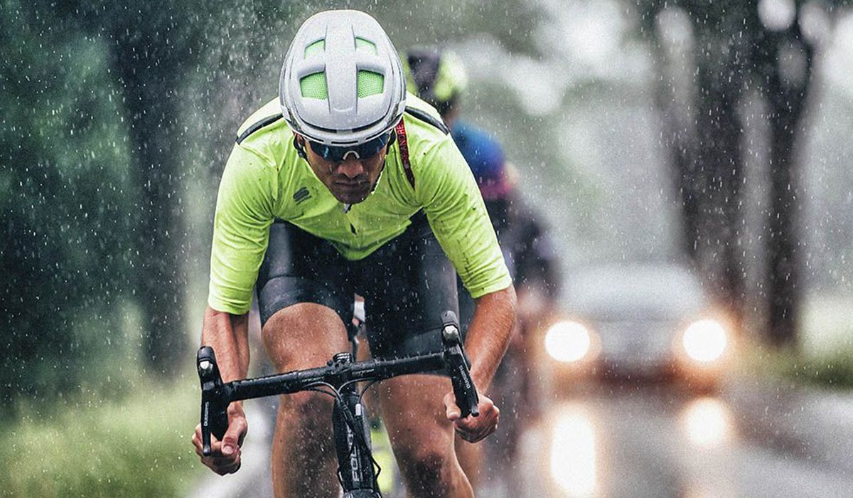 No temas pedalear bajo la lluvia